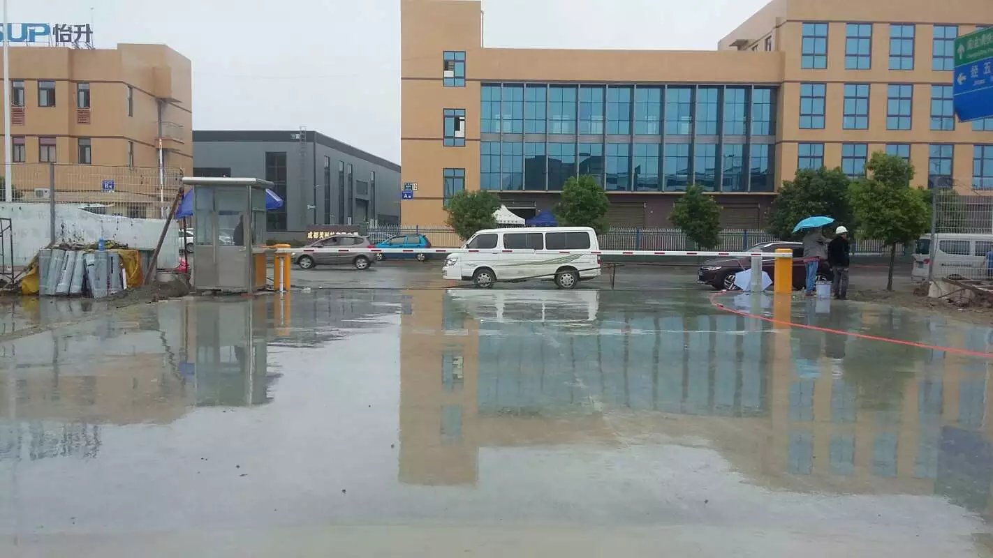台州椒江区台州椒江区成都市物流公司道闸